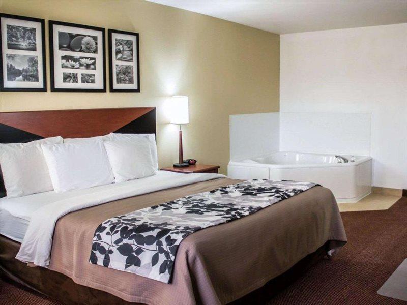 Quality Inn & Suites Chambersburg Extérieur photo