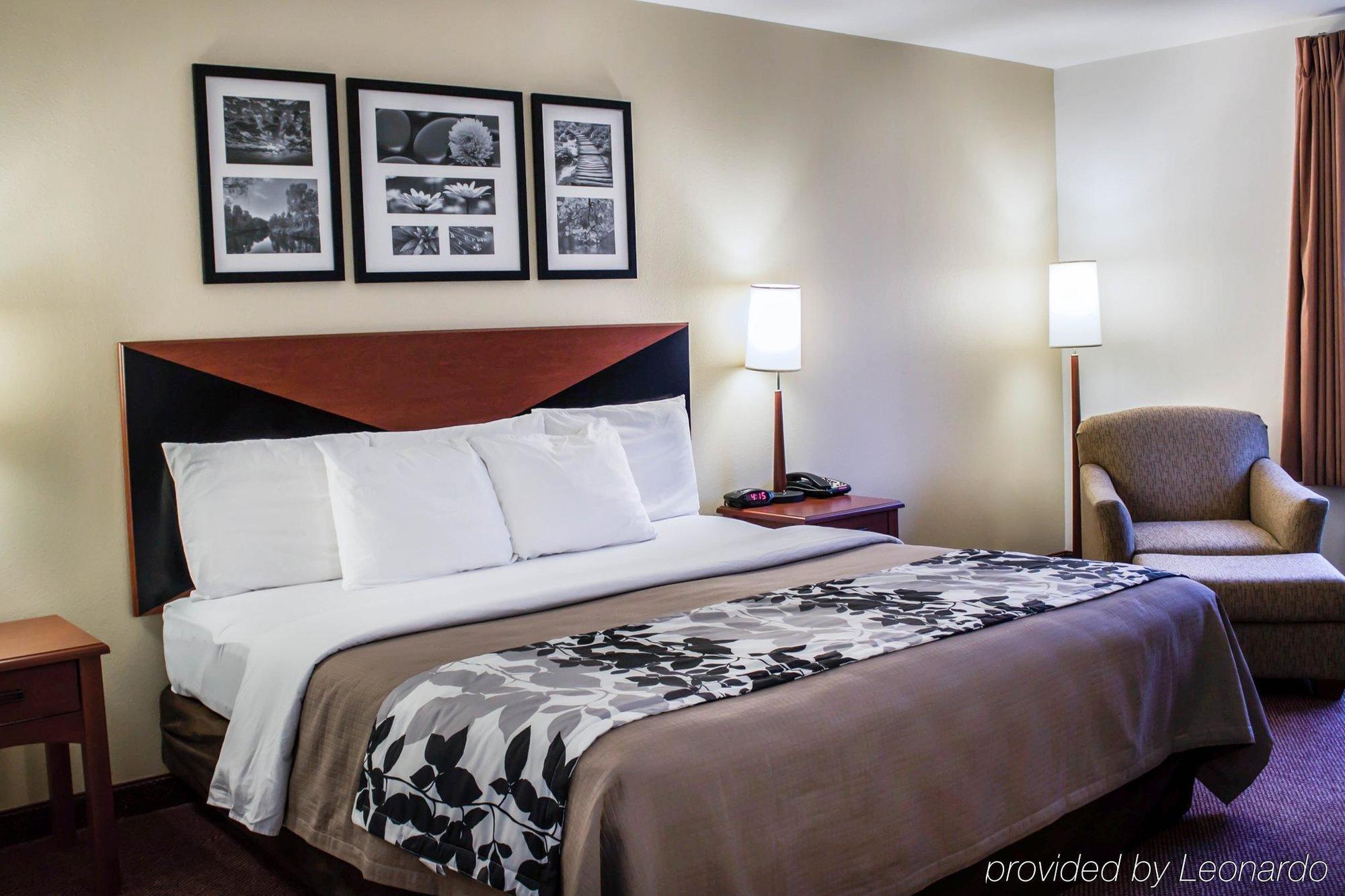 Quality Inn & Suites Chambersburg Extérieur photo